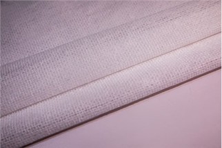 Produkt typu spunlace z siatki